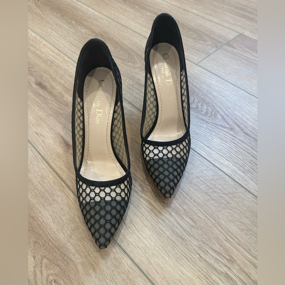 CHRISTIAN DIOR DIORAMOUR NETTED BLACK LEATHER HEELS SIZE 37 - Picture 1 of 6